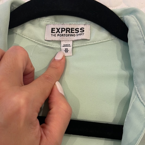 Express women size XS  portofino Mint button down shirt - Picture 4 of 4